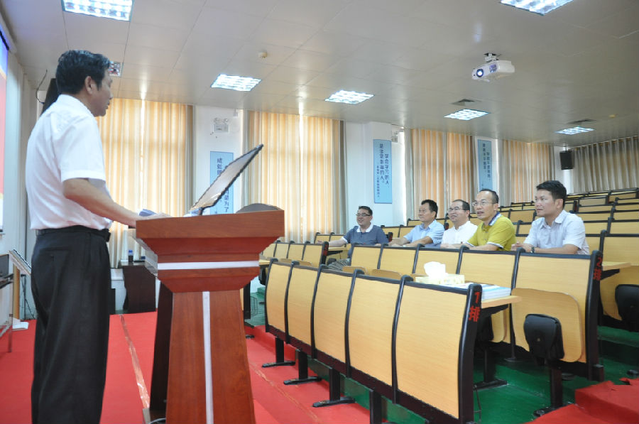 玉林市委常委、組織部長覃天衛(wèi)到廣西銀億調(diào)研