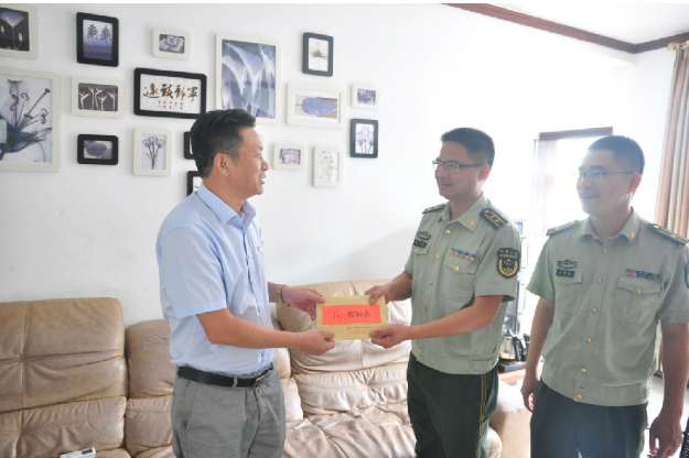 軍企互擁  共筑和諧